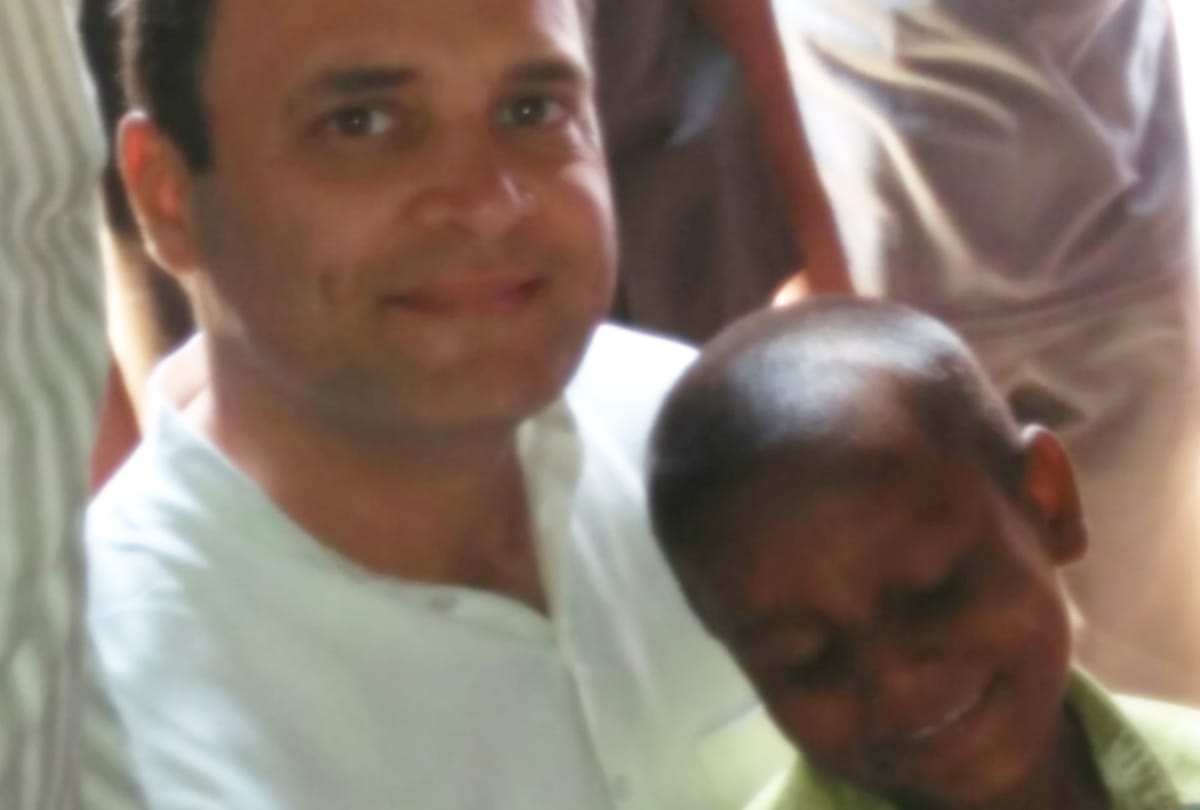 Rahul Gandhi on the visit of amethi