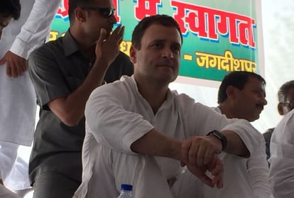 rahul gandhi not allowed to inaugrate a road in amethi.