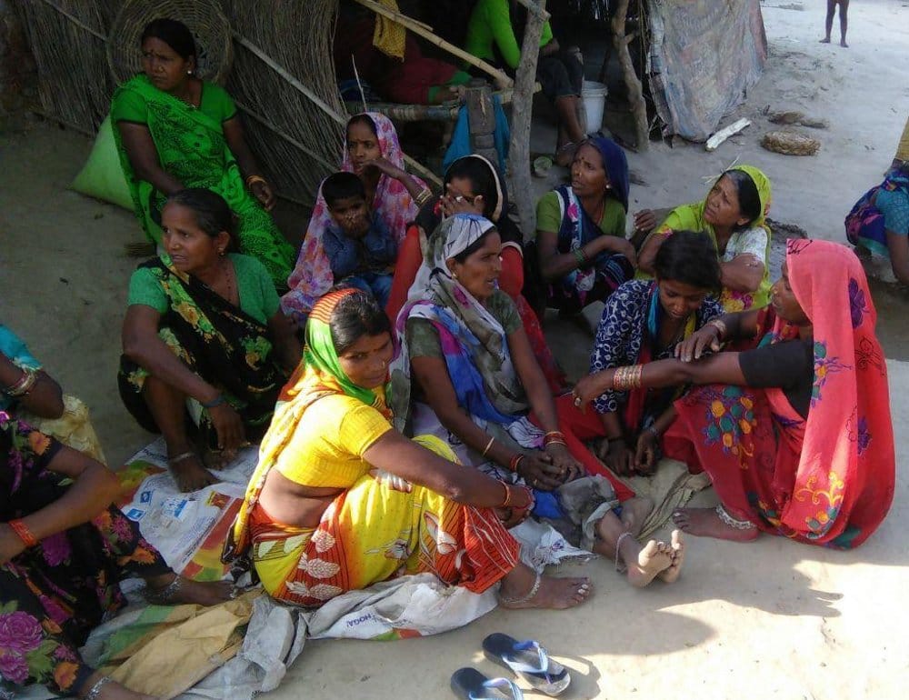 Teenager, death, five girls saved in pond