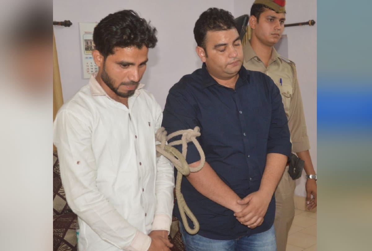 two men kept on raping a girl on yamuna expressway in running car no police on spot