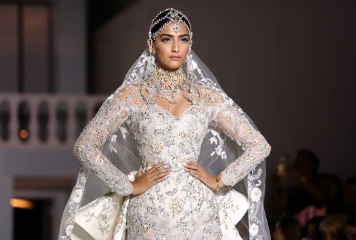sonam kapoor marriage after 30 years big wedding in kapoor kamily