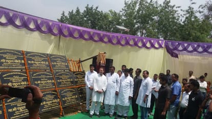 rahul gandhi second day visit to amethi