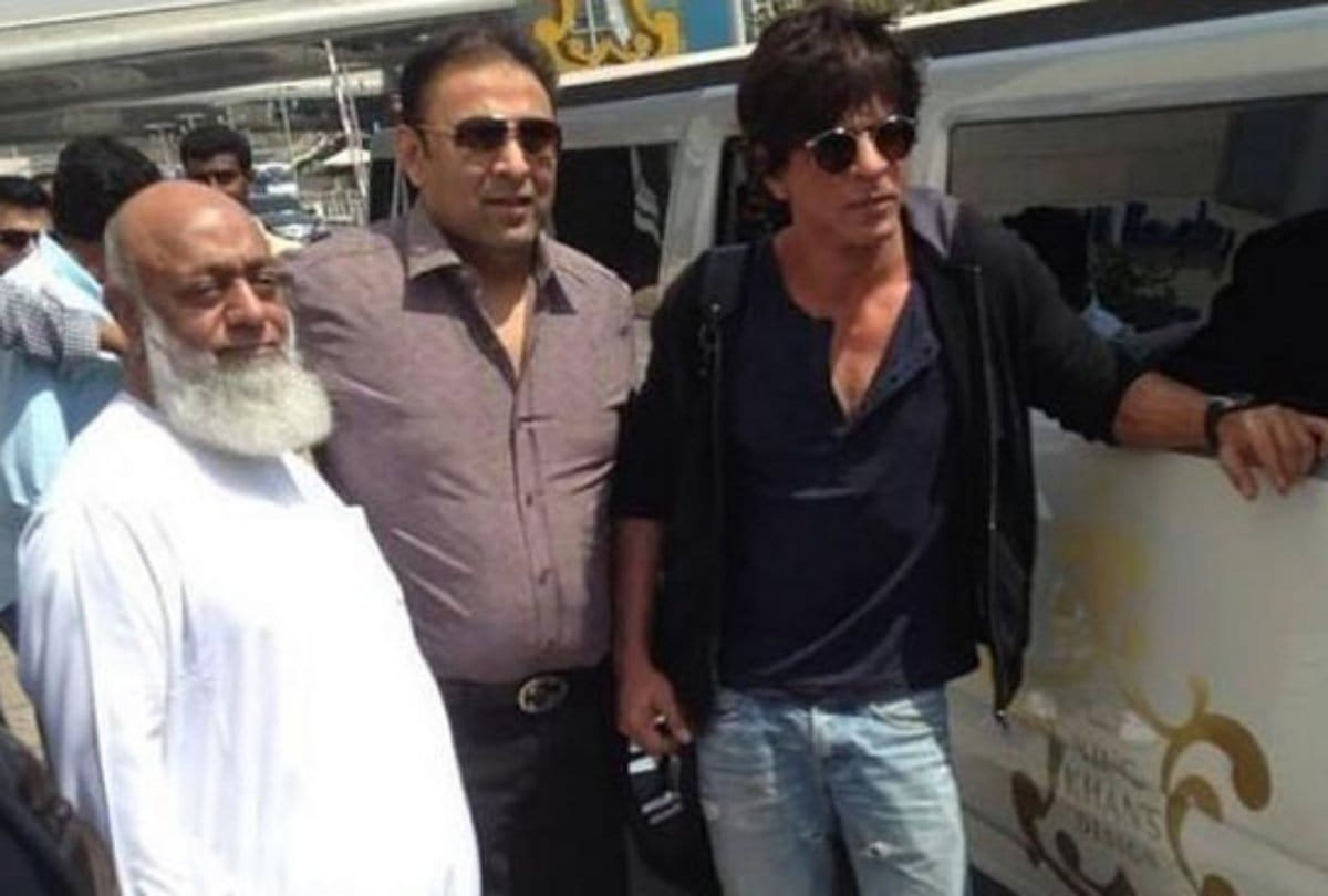 Shahrukh khan has personal Limousine car pm modi connection 
