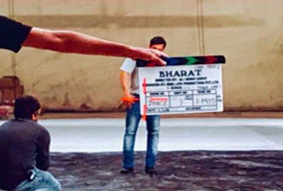 Salman khan picture out from the sets of bharat