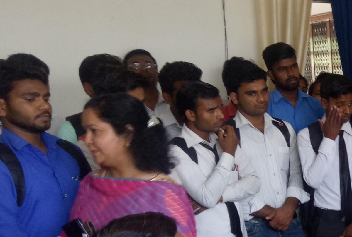  law student tried to commit suicide in lucknow 