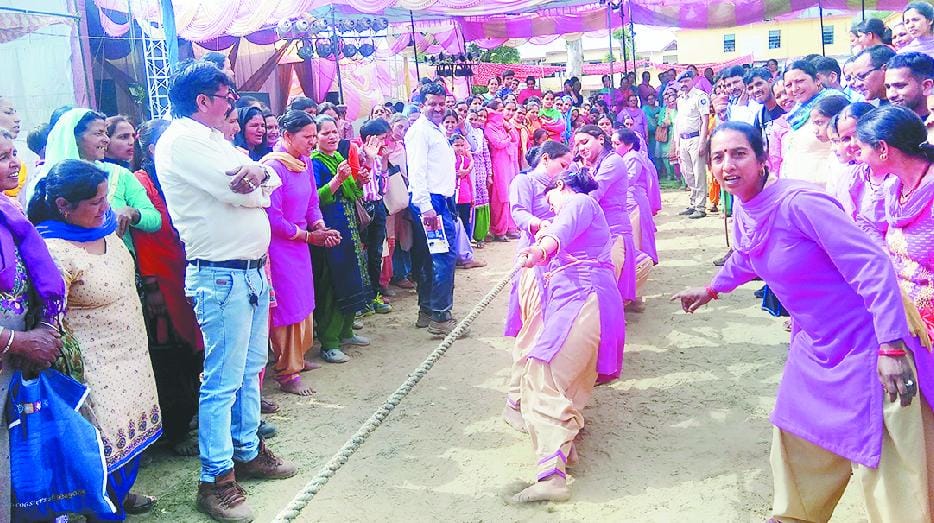 रस्साकशी में उरला के महिला मंडल बडवाहन ने मारी बाजी