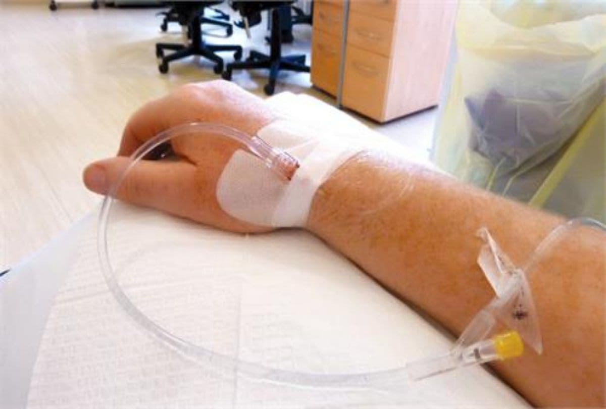Know about the Health Risks Associated With Excessive Intake of Fats and Carbs 