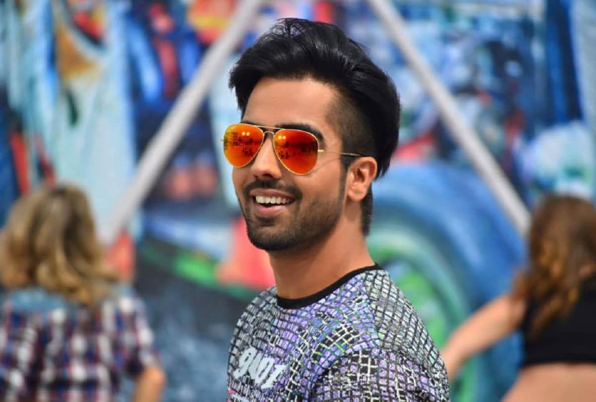 harrdy sandhu and nora fatehi song naah naah hits 200 million views on youtube