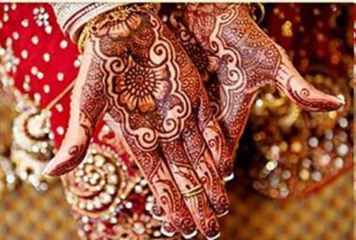 Groom family breaks marriage after clash over hundred rupees dakshina in Meerut