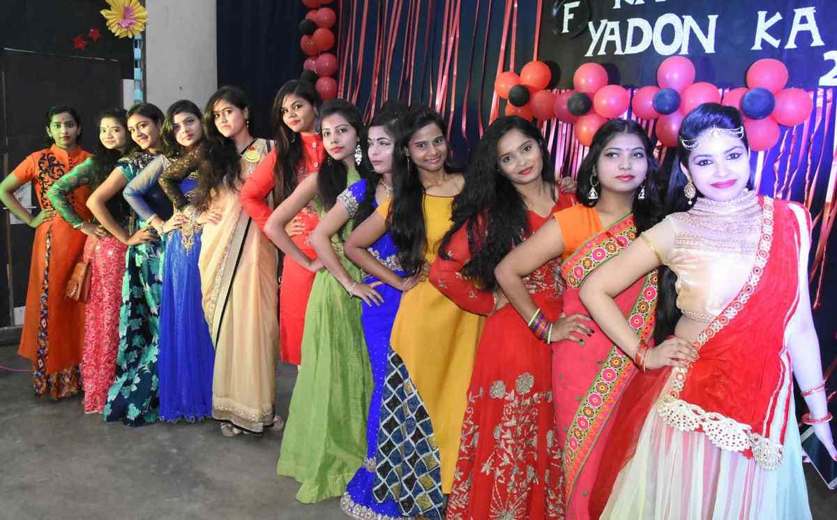 Farewell party in shri agrasen kanya PG college in varanasi