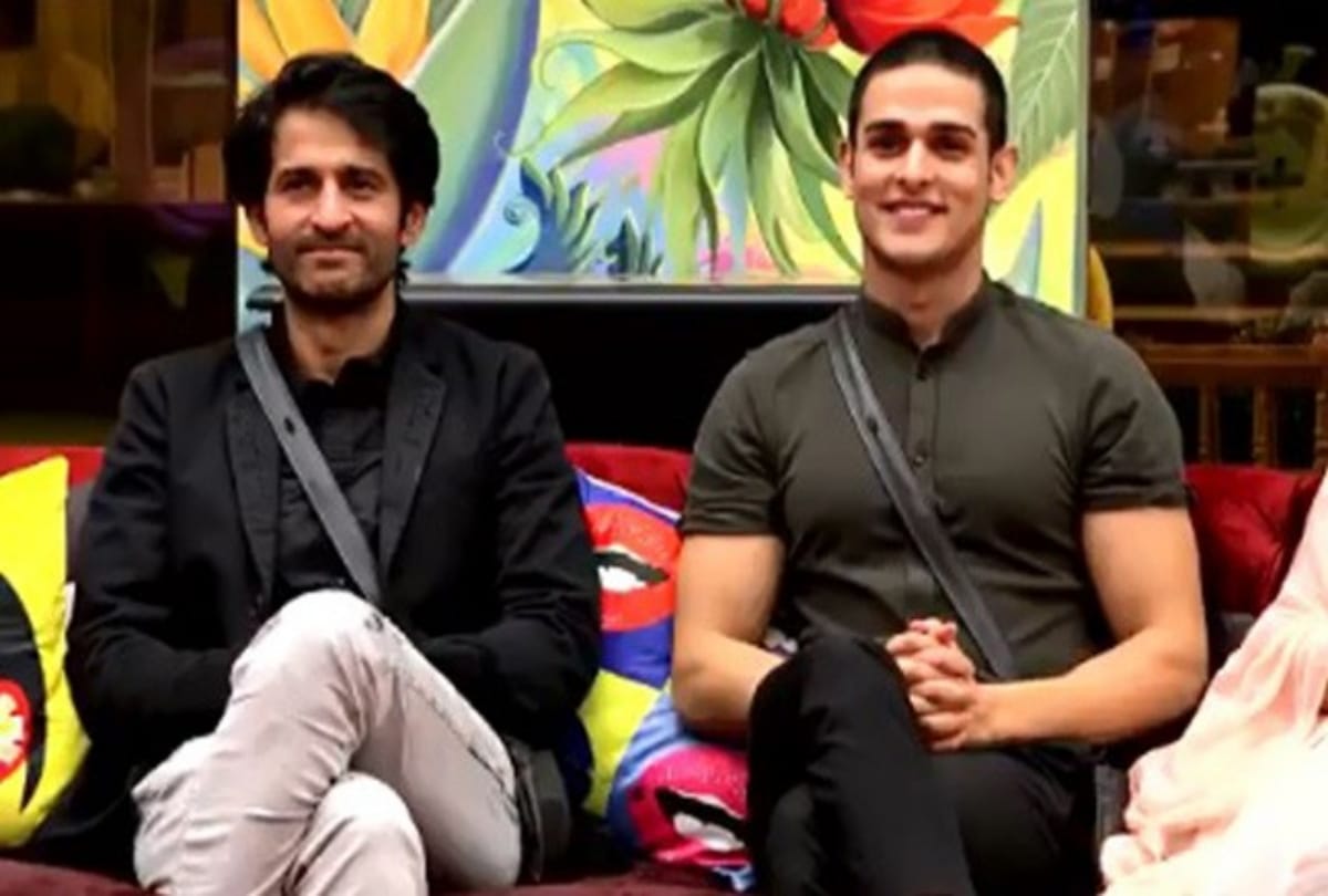 priyank sharma flaunt his abs on social media hiten tejwani comments hilarious