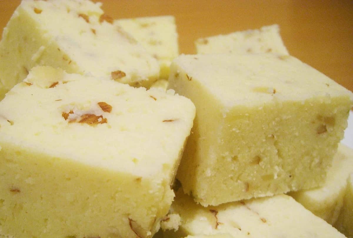 this festive season make bombay halwa in home with this easy trick