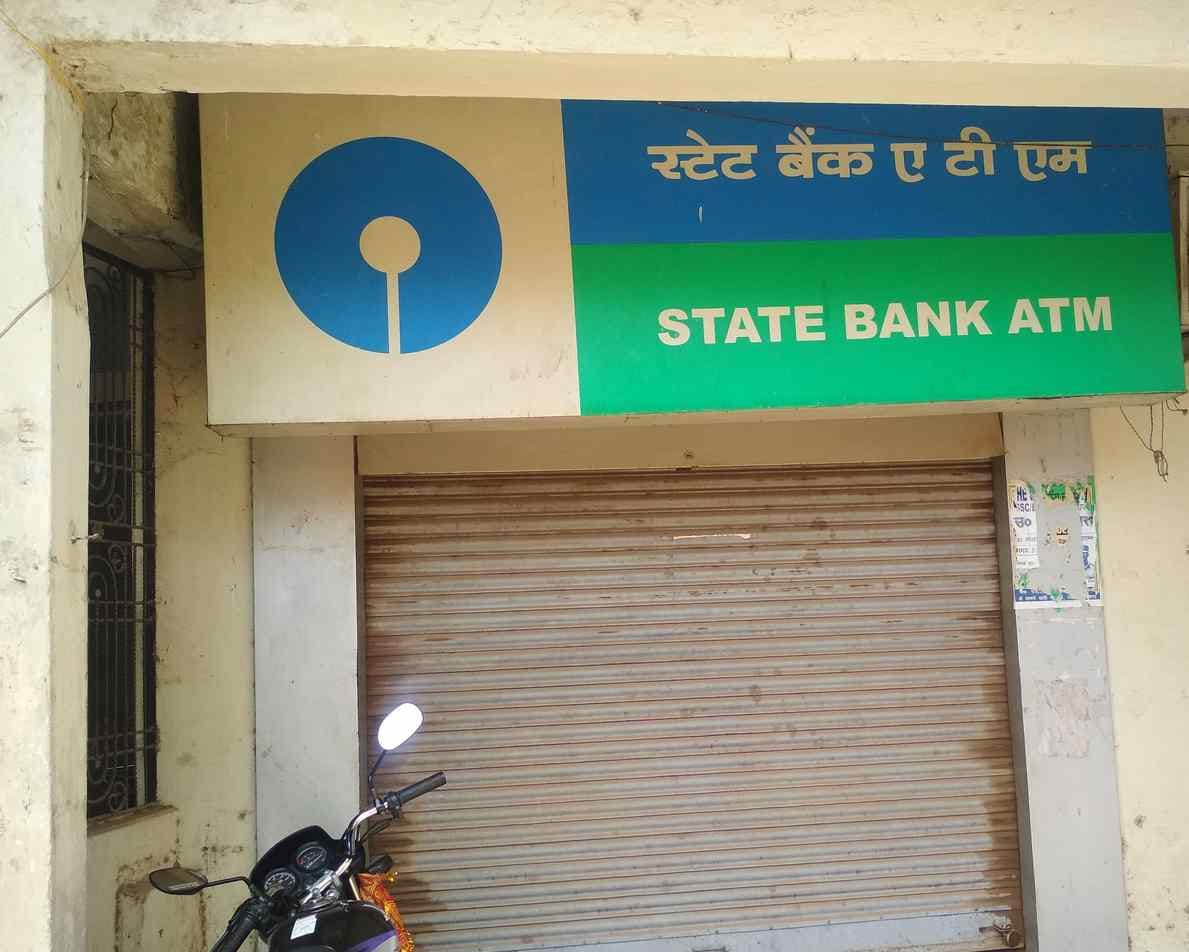 NO cash in ATM at varanasi people in trouble