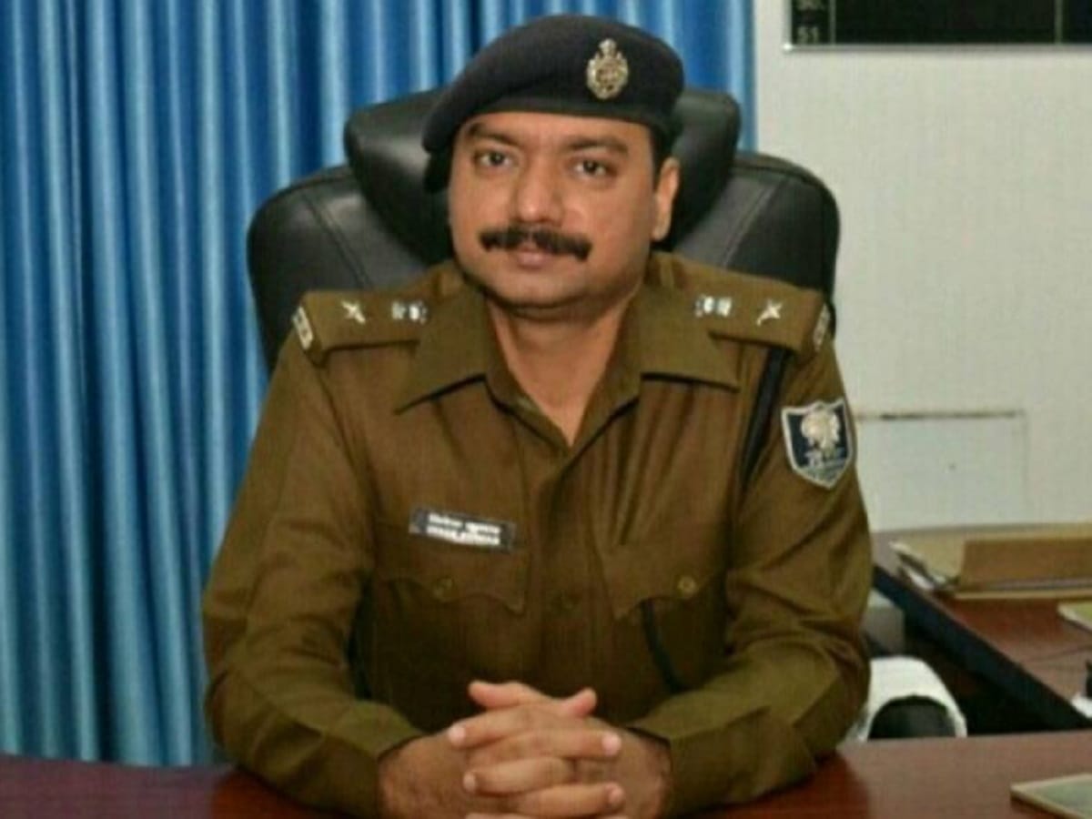 vigilance team is waiting for nitish kumar decision for the arrest of ssp vivek kumar