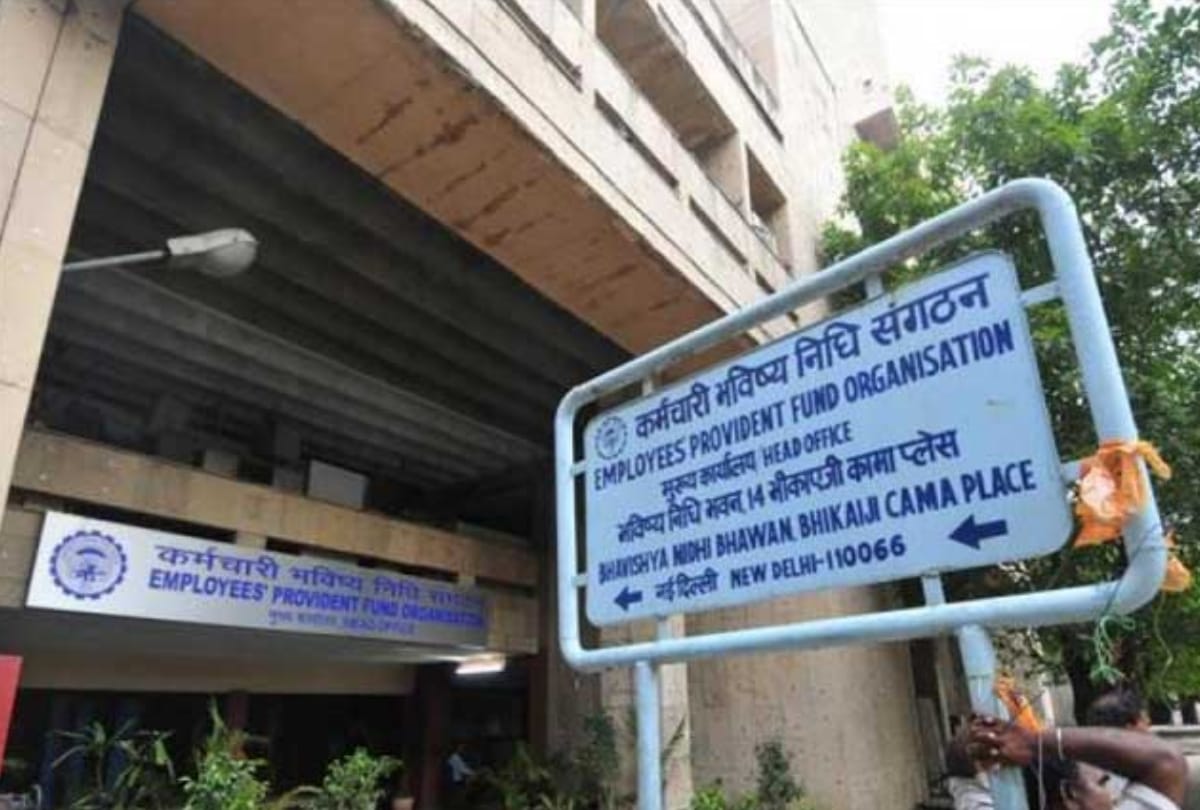 important changes from 1 august you must know including EPF LPG gas cylinder mimimum balance unlock 3 guidelines irda car insurance etc