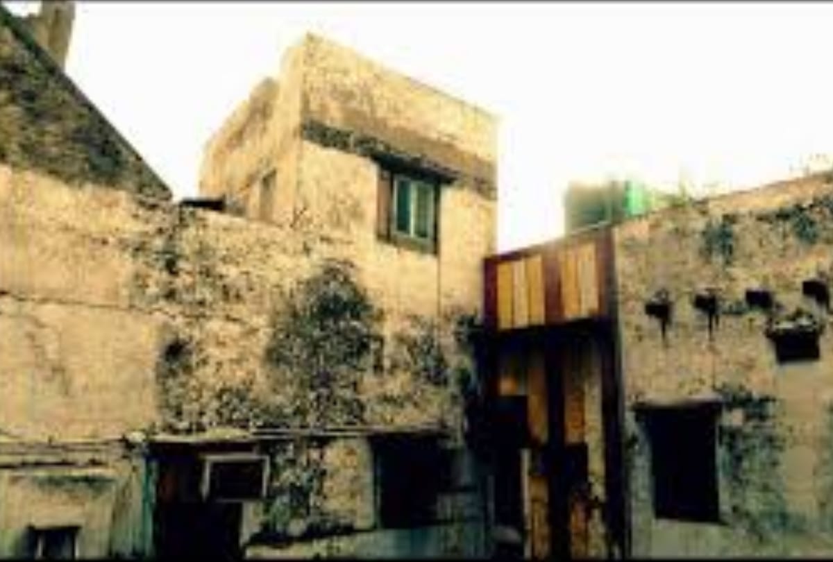 world heritage day: crumbling walls all garbage it is haksar haveli where jawaharlal nehru married