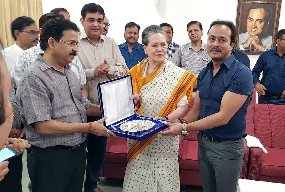sonia gandhi raebareli visit.
