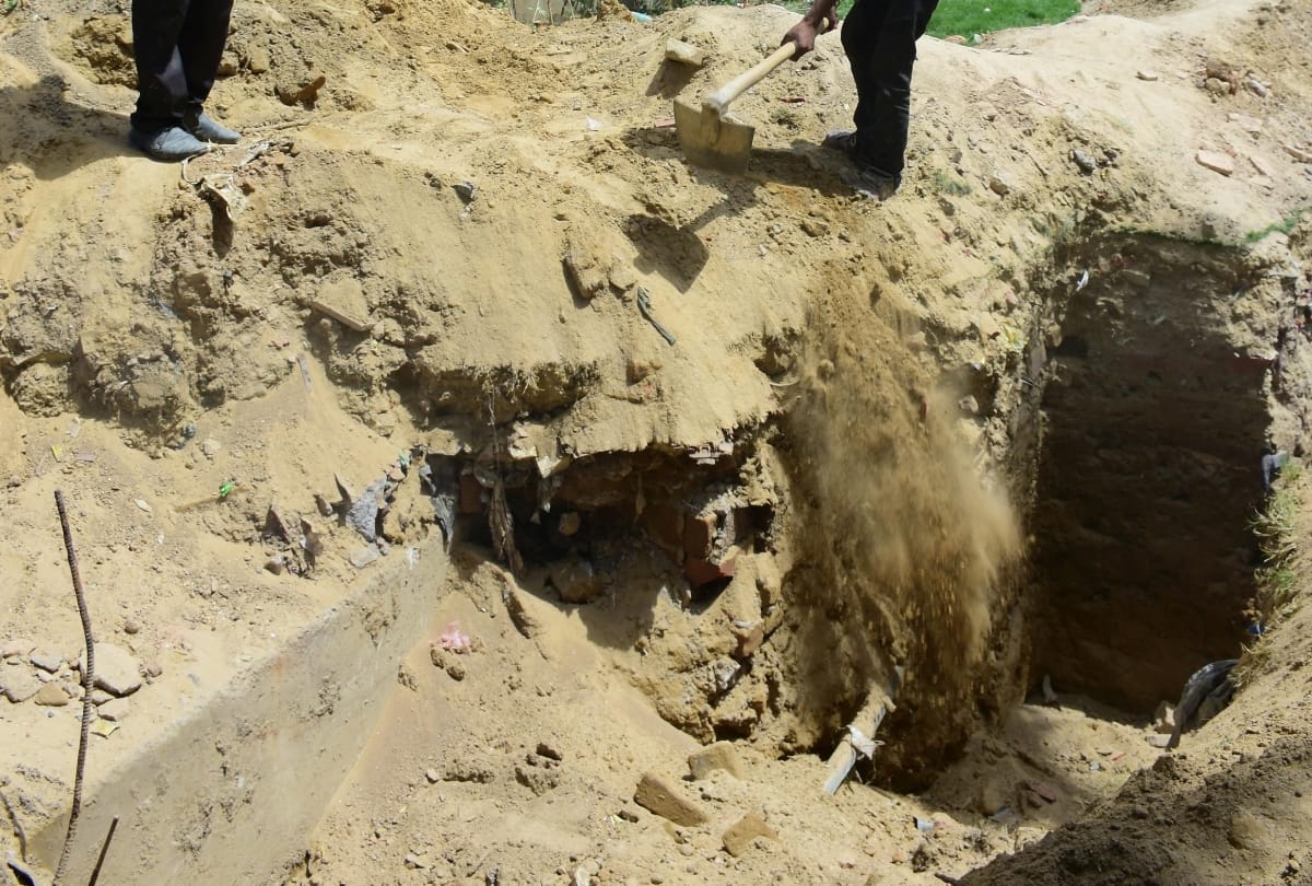 tunnel found in lokbhawan premises
