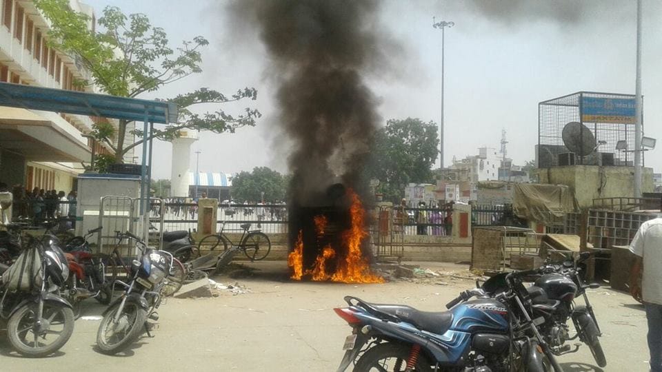 fire incident near varanasi cantt railway station parcel home