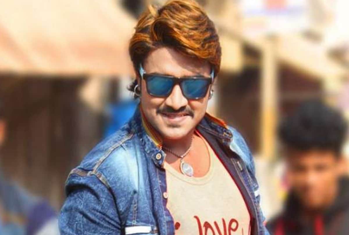 bhojpuri actor pradeep pandey film compare to amitabh bachchan collie