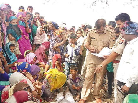 Borrowed farmer hangs in jalaun