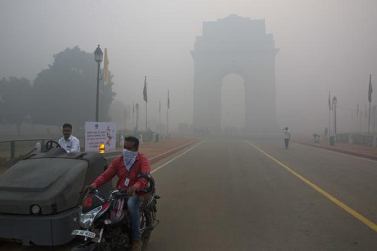 The pollution in the air is made at the emergency level