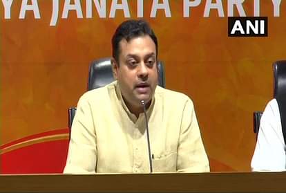 After SC verdict in loya case bjp says rahul Gandhi should apologise to the country