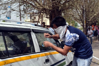 Dead body found in unclaimed cab in Noida's posh society