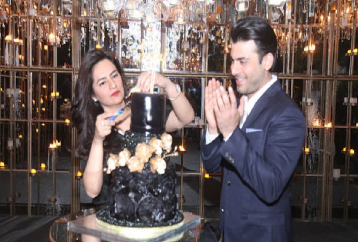 Fawad Khan wife Sadaf grand birthday bash kiss video viral