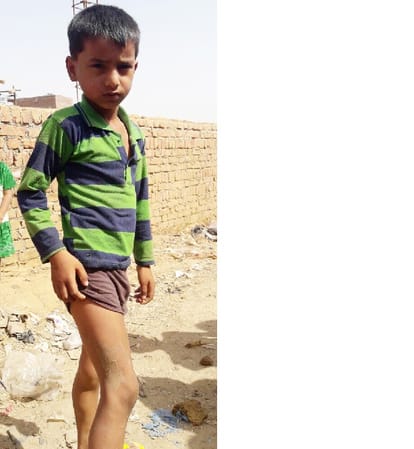 brave child saved seven children life from fire  