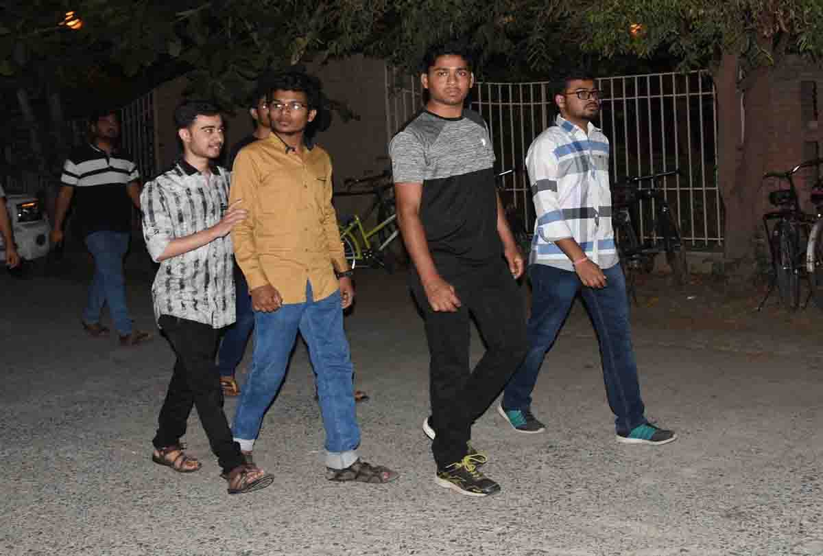 student commits suicide at IIT-Kanpur hostel room