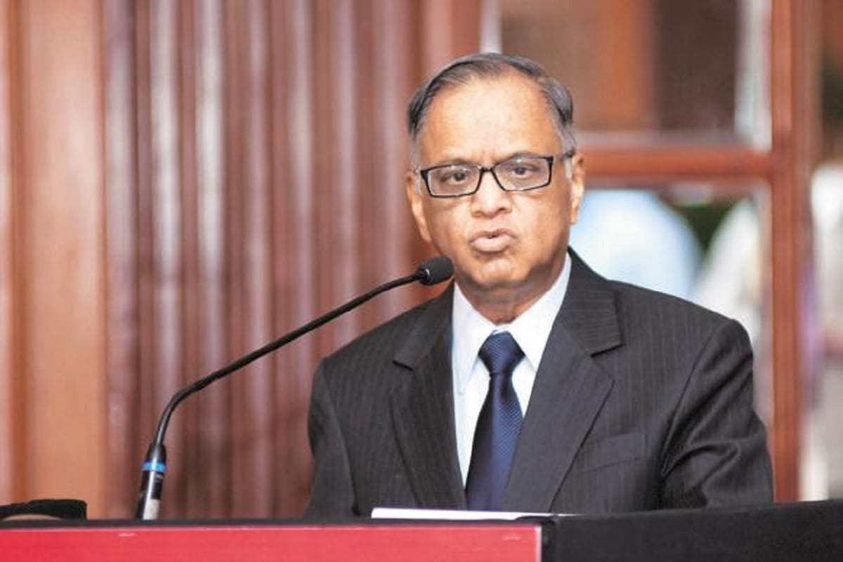 Software icon Narayana Murthy bats for creating 2,500 "Train the Teacher" colleges across India