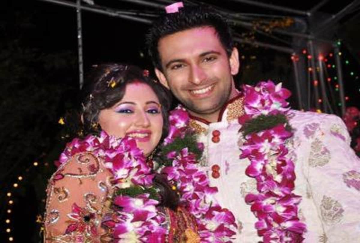Rashami Desai and his Ex husband nandish sandhu wedding album