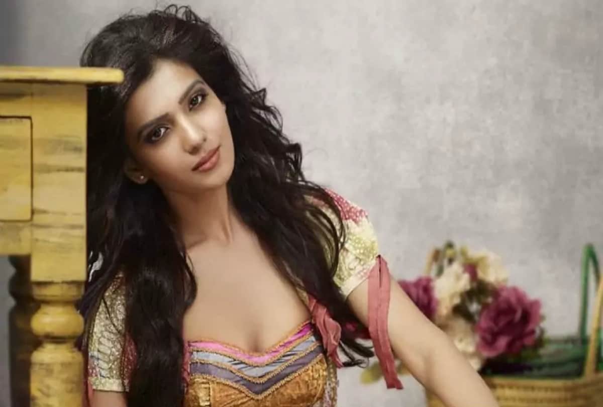 Oh! Baby actress Samantha Akkineni revealed her Secret tattoo with the name of actor Naga Chaitanya