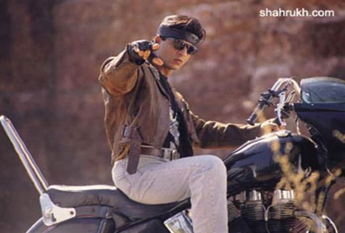 these actors was known for biking style in bollywood this one is still famous 