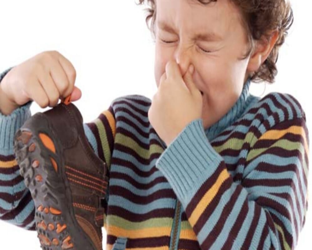 Easy 5 Tips to get rid of smelly shoes instantly 