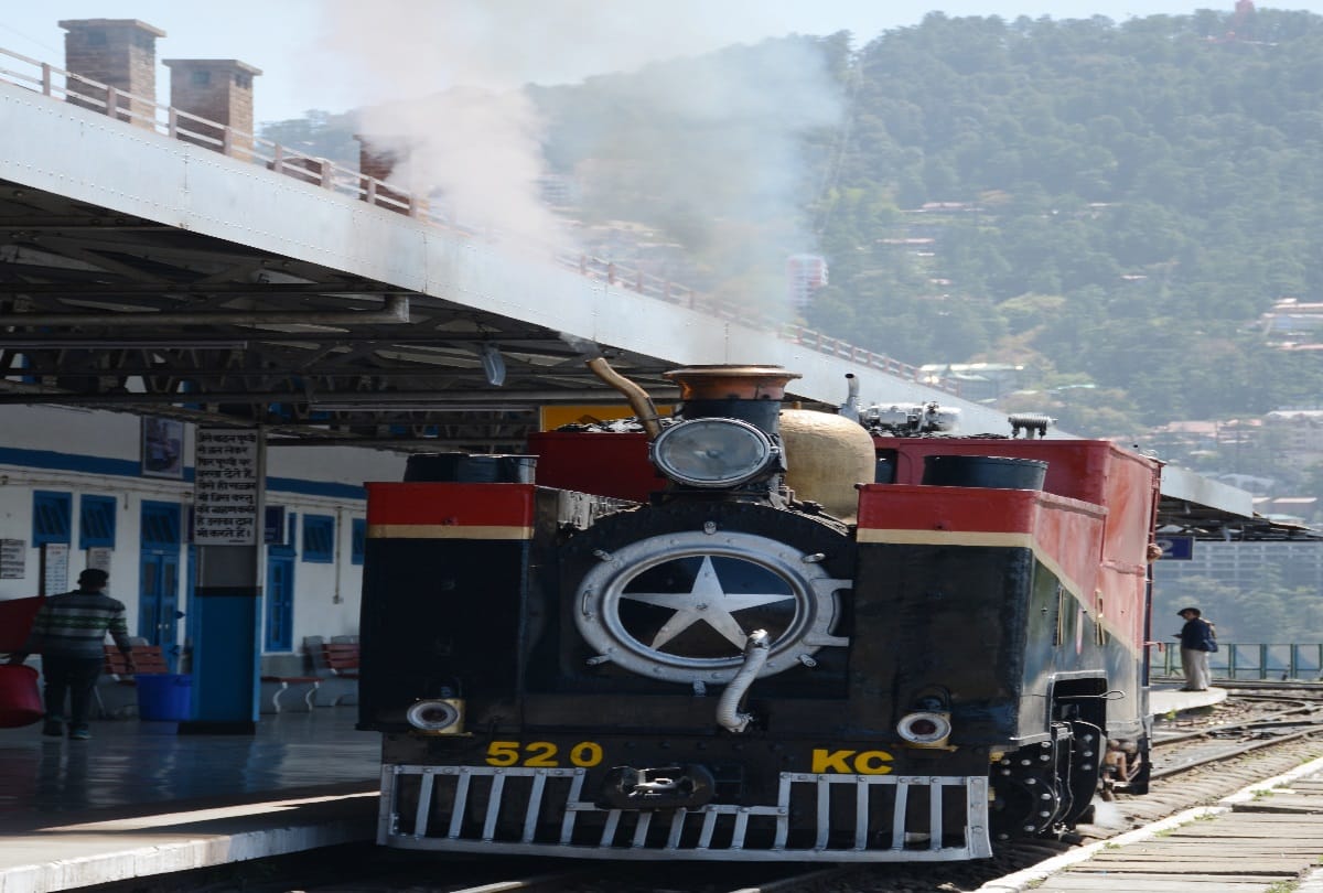 113 years old steam engine run on the track on world heritage day