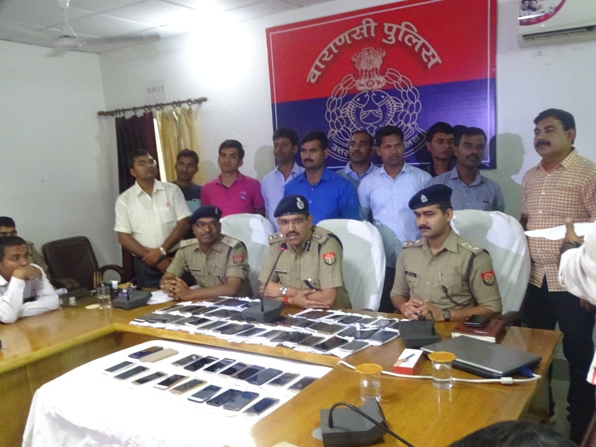 UP police find return theft mobile in varanasi