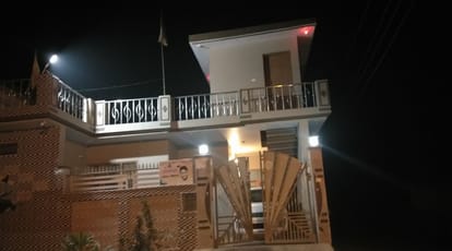 Attacked on BJP Mandal Mahamantri house at meerut, firing