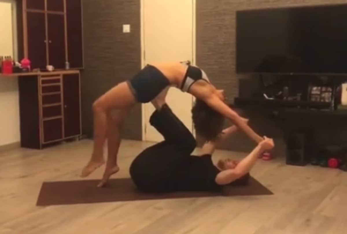 aashka goradia and his husband brent goble yoga video viral 