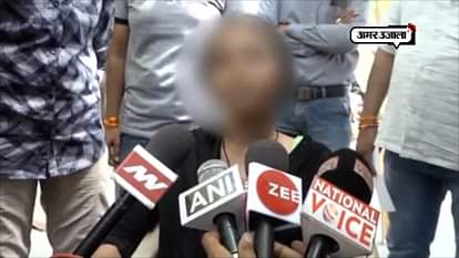 Woman cop beaten up by goons while inspecting a disputed land in Agra- Uttar Pradesh News