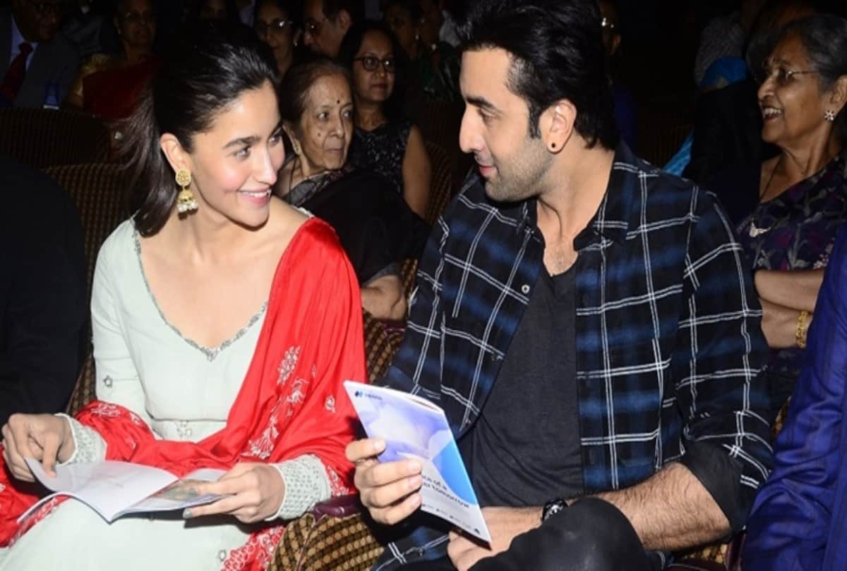 Ranbir Kapoor is very caring boyfriend of Alia Bhatt video viral 