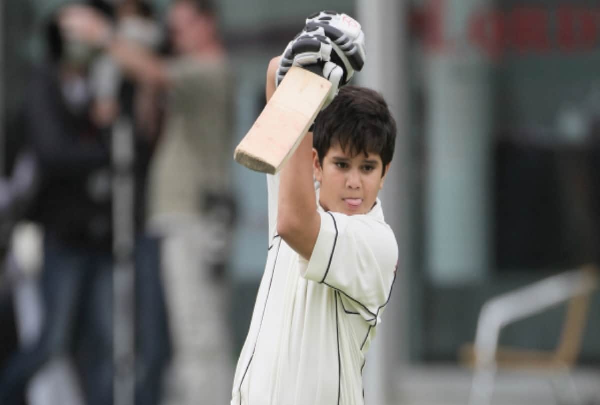 arjun tendulkar dismissed without scoring a run in his debute match