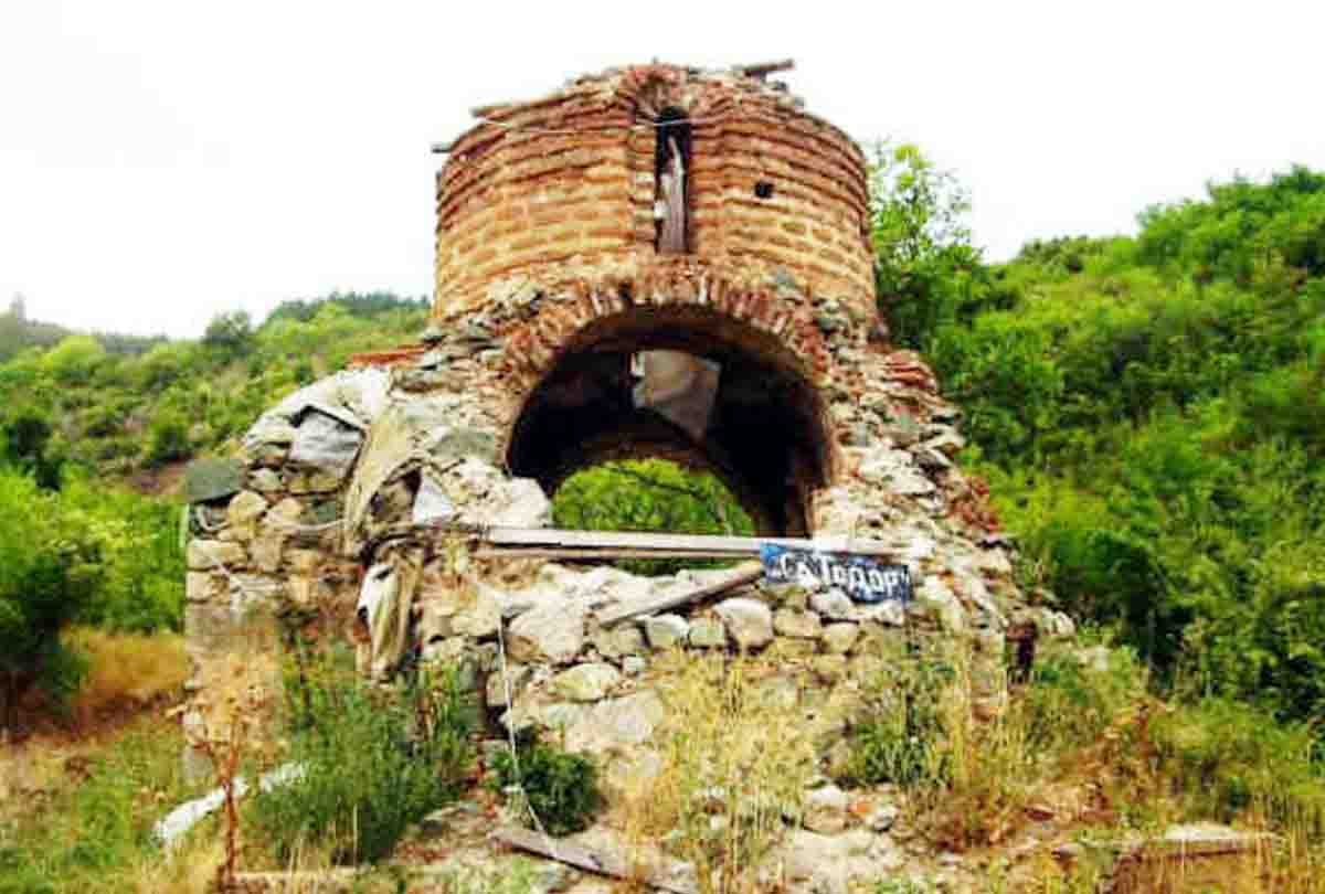 excavated laborers got treasure