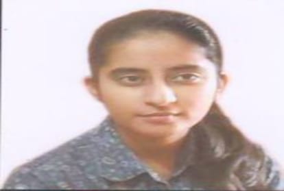 akshay kumar and muskan goara of himachal got atul maheshwari scholarship