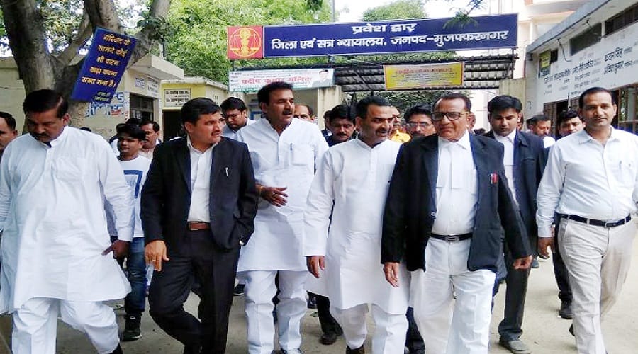 kawal kand: MP Sanjeev Baliyaan and mla Umesh Malik appeared in court