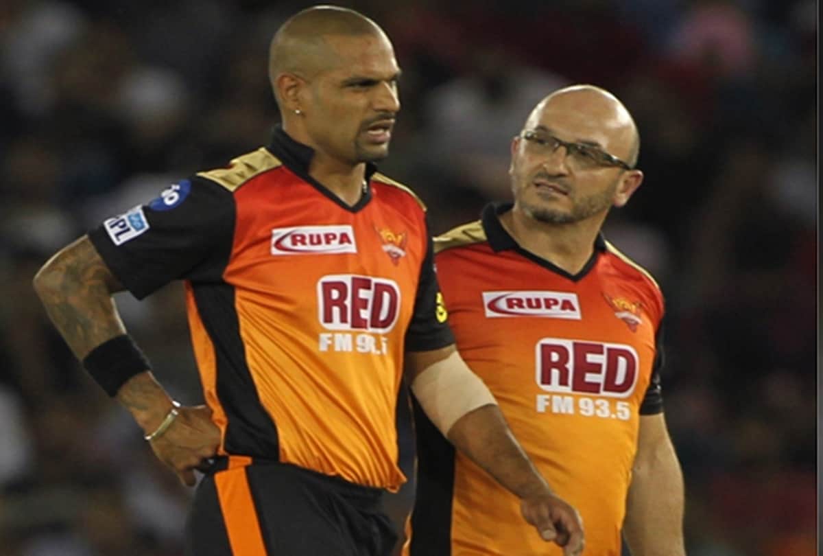 IPL 2018:SRH opener Shikhar Dhawan injured against Kings Eleven Punjab