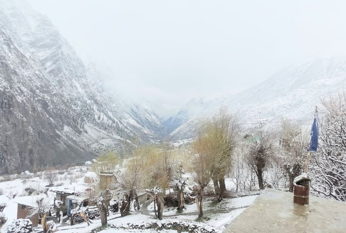 snowfall and rain in chardham uttarakhand