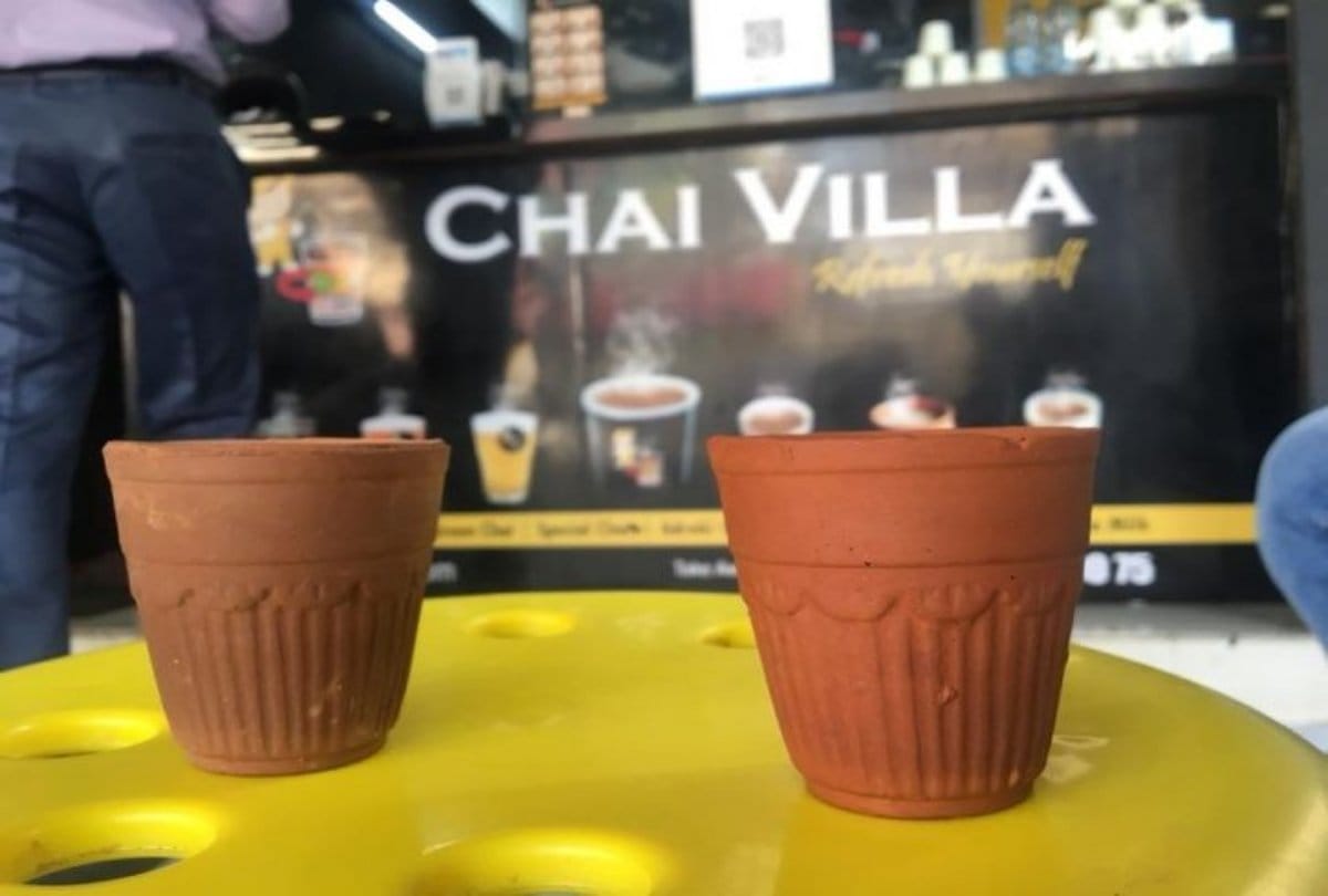 Nagpur couple who earned 15 lakh in a month give up jobs to sell tea