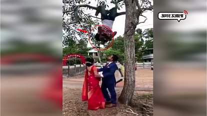 VIRAL VIDEO OF PHOTOGRAPHER HAND ON TREE WHILE DOING PHOTOSHOOT OF COUPLE